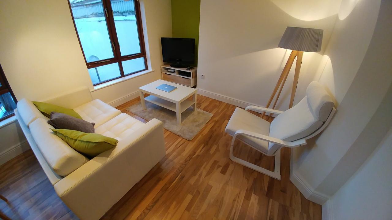 The Grand Canal Dock Apartment Дъблин Екстериор снимка