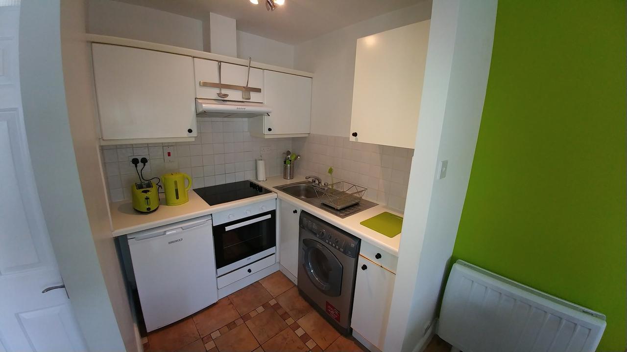The Grand Canal Dock Apartment Дъблин Екстериор снимка