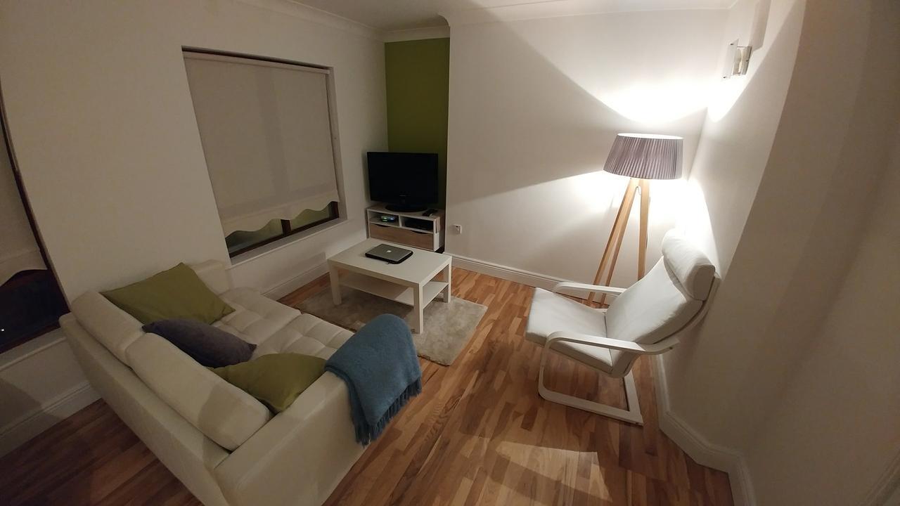 The Grand Canal Dock Apartment Дъблин Екстериор снимка