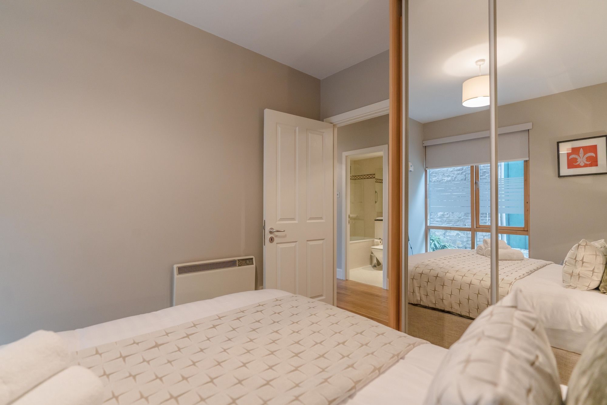 The Grand Canal Dock Apartment Дъблин Екстериор снимка