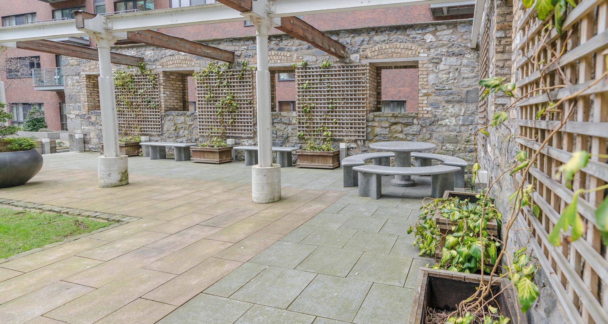 The Grand Canal Dock Apartment Дъблин Екстериор снимка